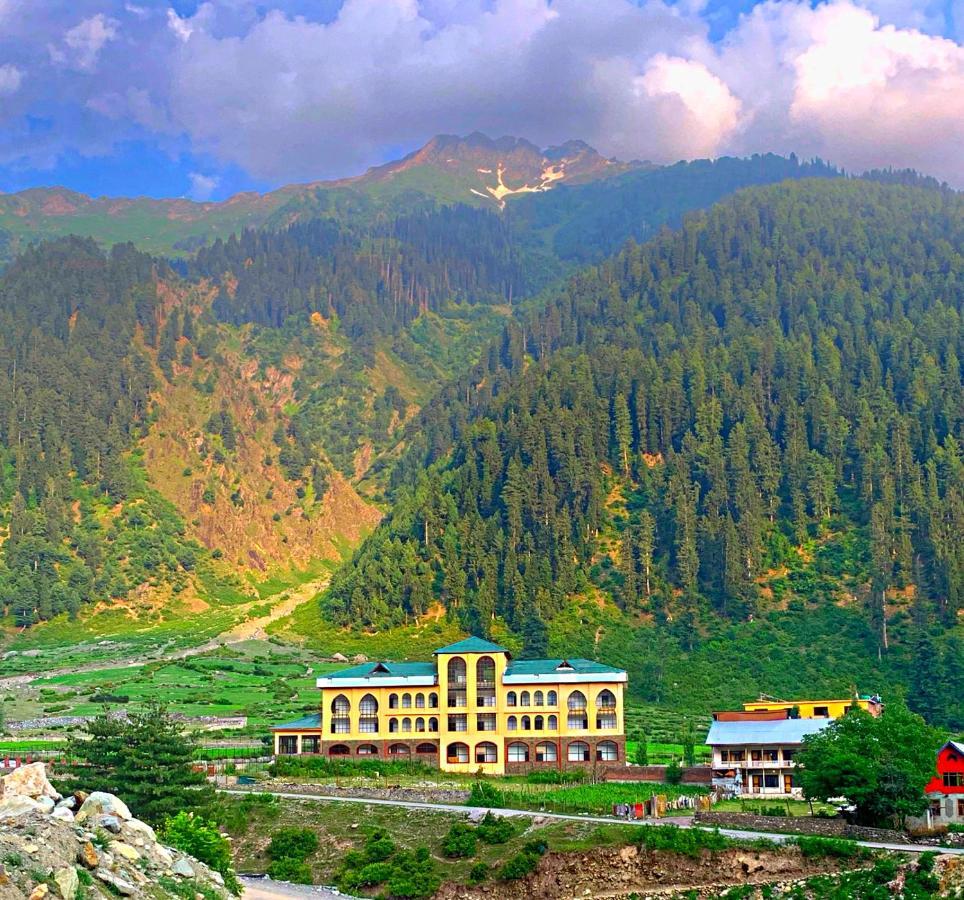 The Sultan Resort Kulan Екстериор снимка